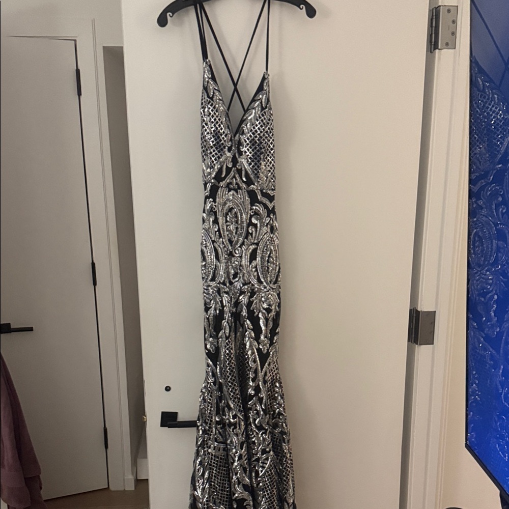 Alyce Paris Black and White Maxi Dress - Picture 1 of 5